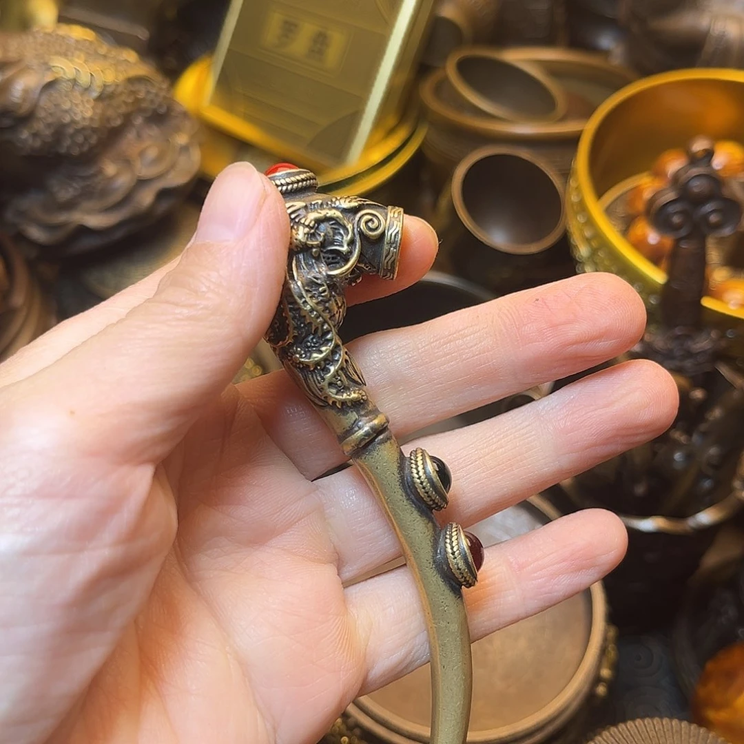 精美铜器工艺品等