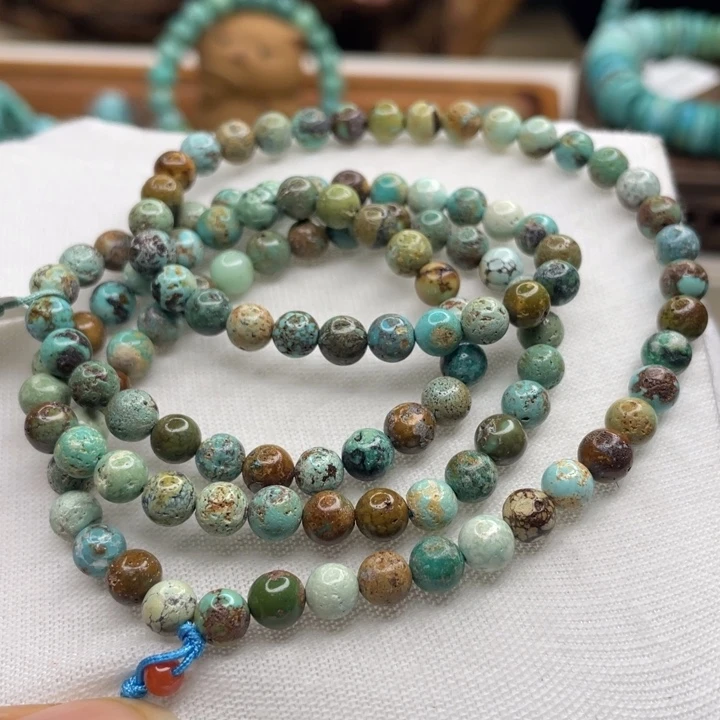 绿松石未镶嵌珠宝