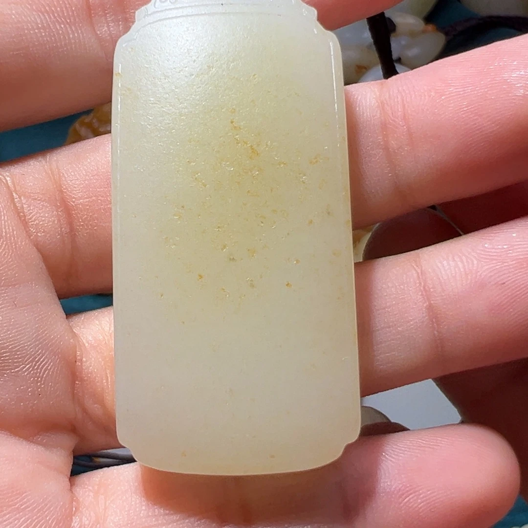 龙***①颈饰未镶嵌和田玉
