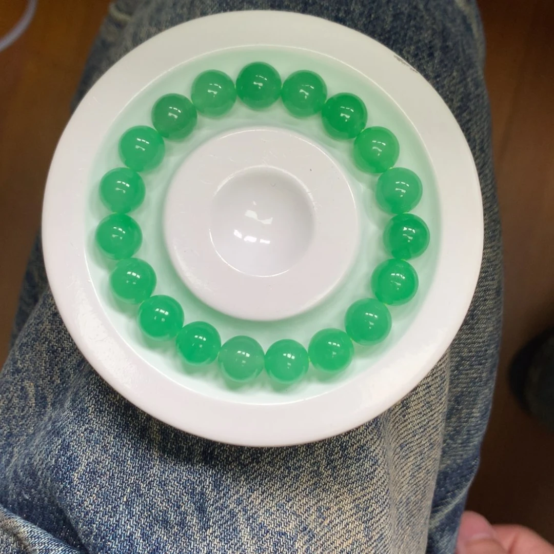 若***尘卡10咪 苹果绿手串男女款