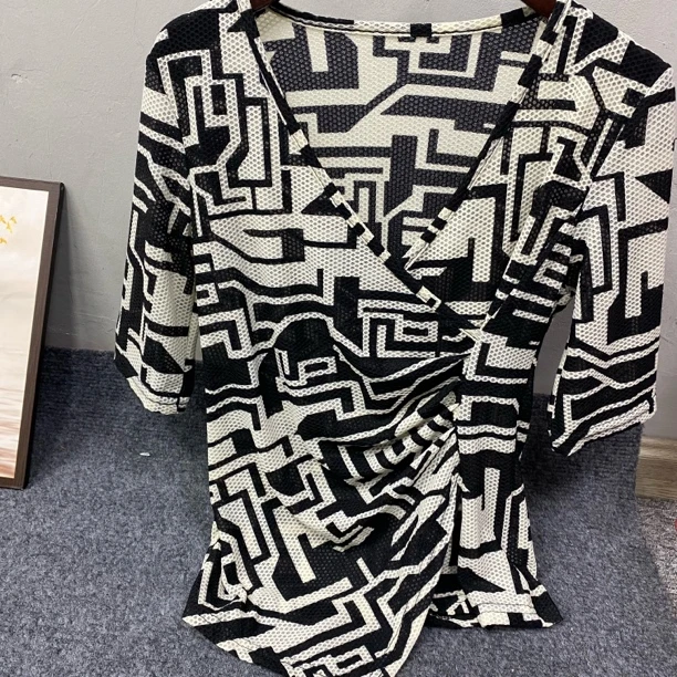 6272#新款女装时尚上衣