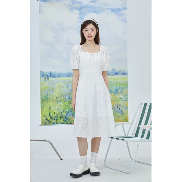 唐狮一字领印花女式方领白色泡泡袖129222104905