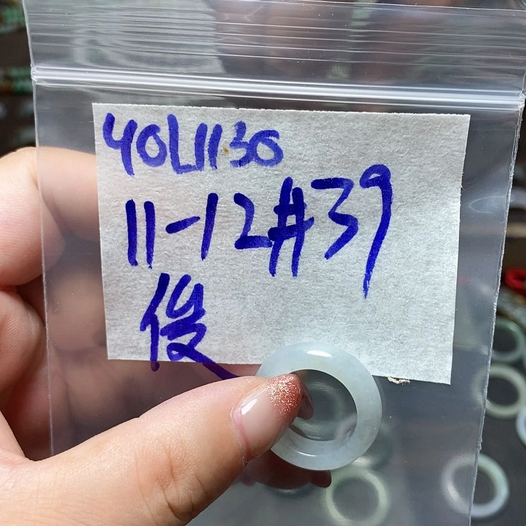 未镶嵌定制翡翠k****俊