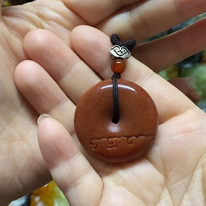 岫玉未镶嵌吊坠(赠链)