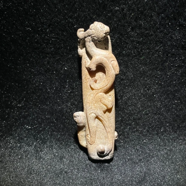 臻藏（8a）和田玉螭龙勒子2503120079