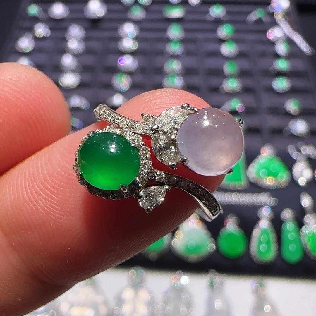 翡翠18K金镶嵌戒指戒指