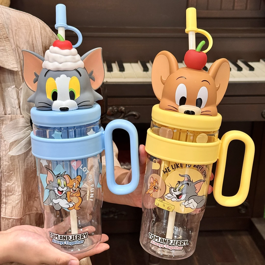 猫和老鼠联名水杯女学生2025年新款吸管杯礼物夏天耐高温塑料杯子