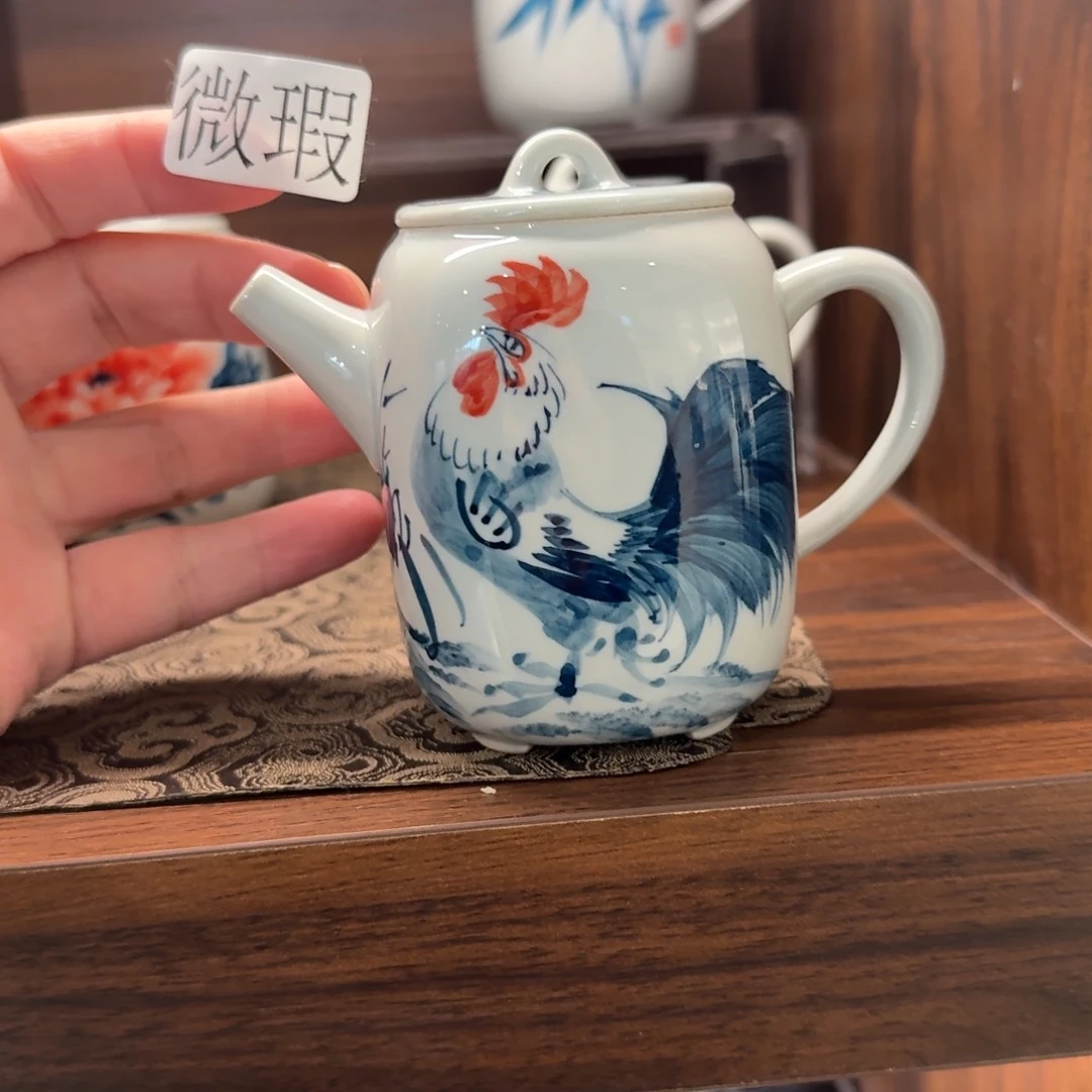 釉下手绘茶具微瑕