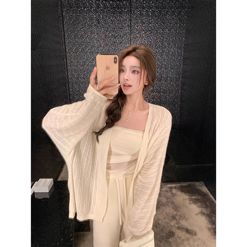 秋冬时尚套装休闲百搭抹胸打底衫设计感长袖开衫上衣两件套直筒裤