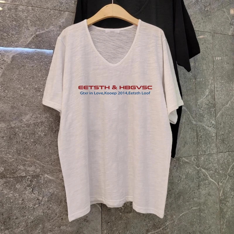 港风别致大码白色竹节棉V领短袖t恤女宽松印花胖mm时尚休闲上衣潮