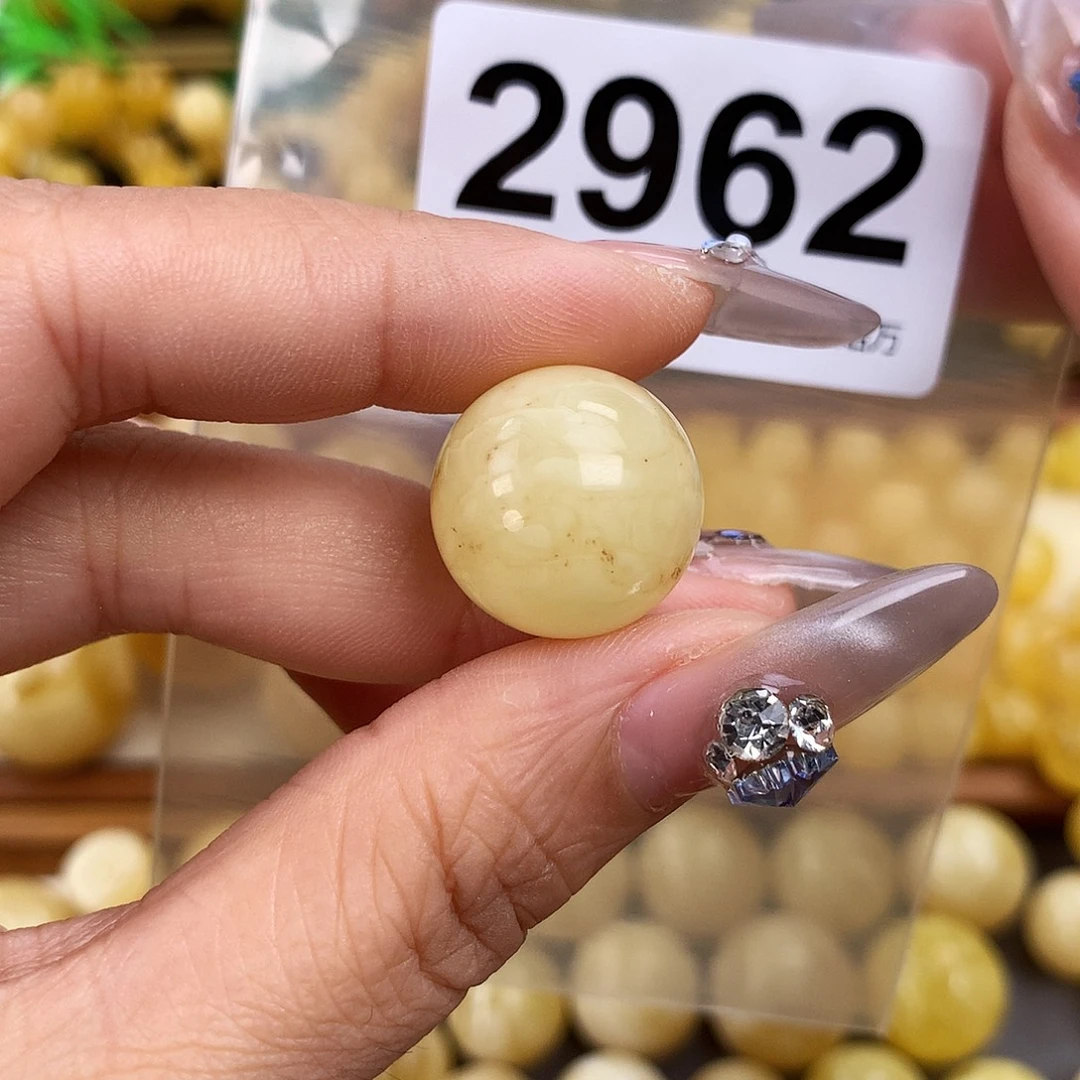 未镶嵌琥珀珠宝奇石18.4，捡漏