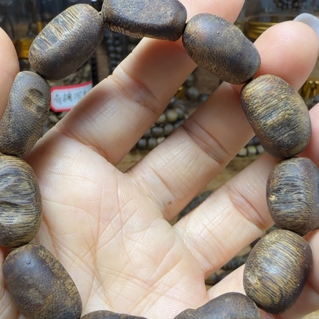 沉香碎屑沉香瘤疤珠多发一