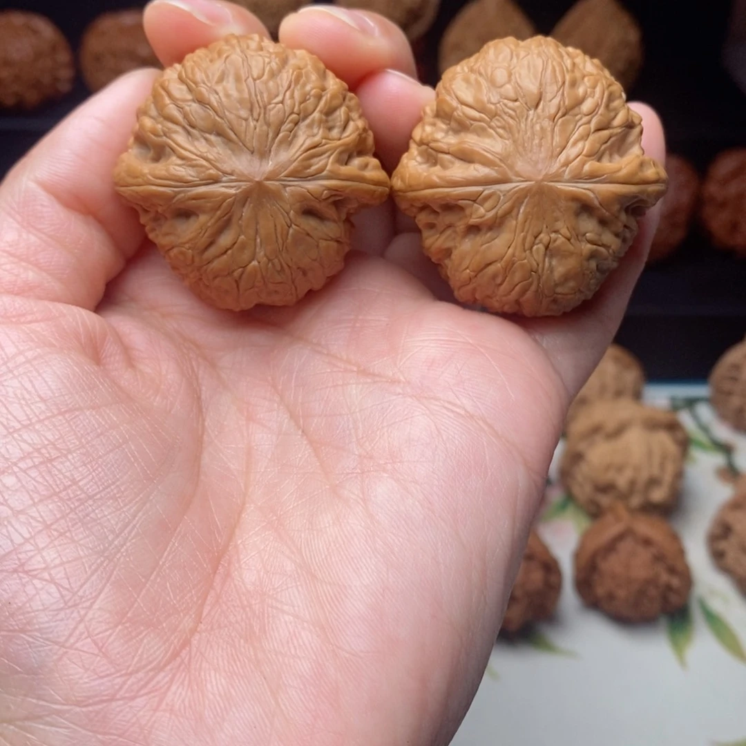 文玩核桃吊坠铁锤妹妹