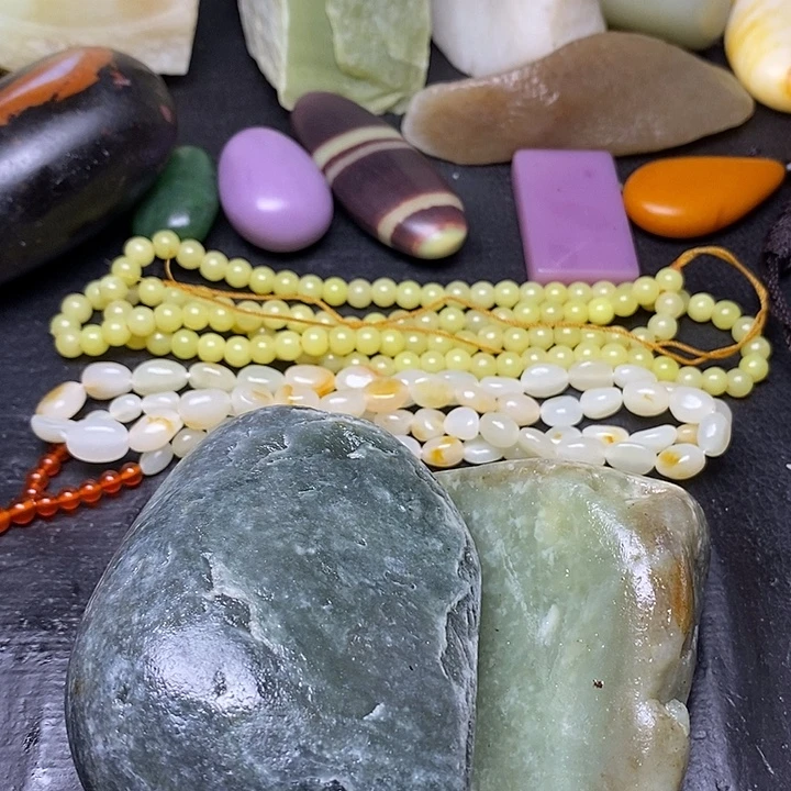 和田玉（糖玉）未镶嵌笔搁