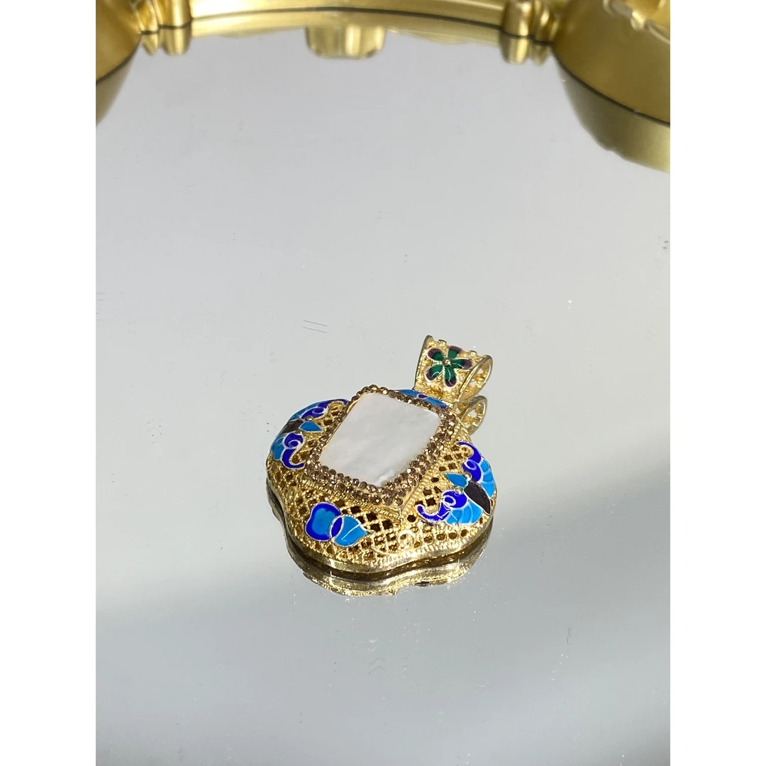 铜合金合成锆石吊坠 TTSD 白色时尚产品百搭款吊坠 8062