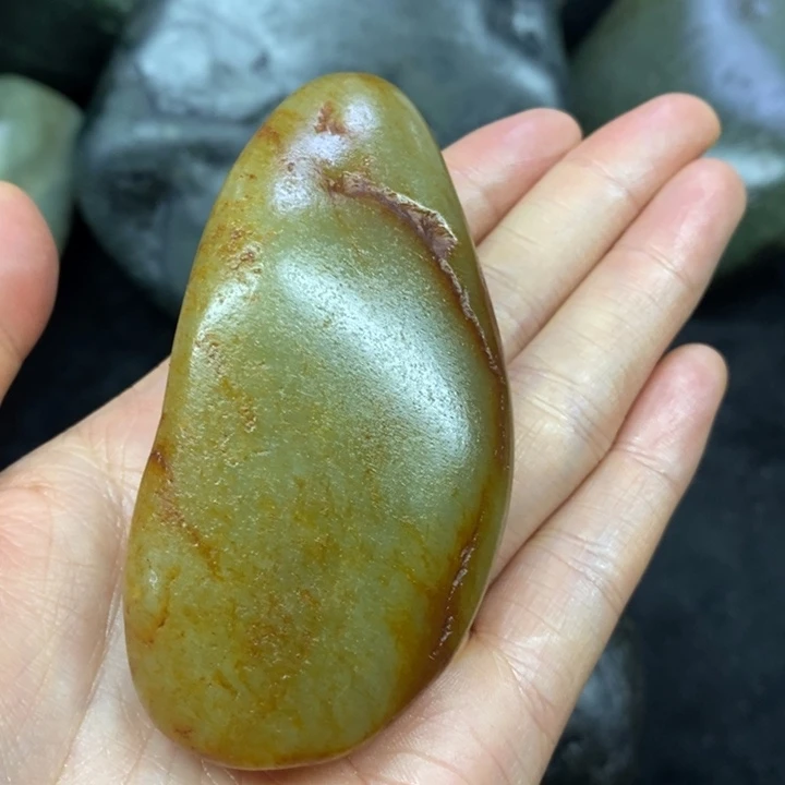 未镶嵌和田玉（糖玉）挂件