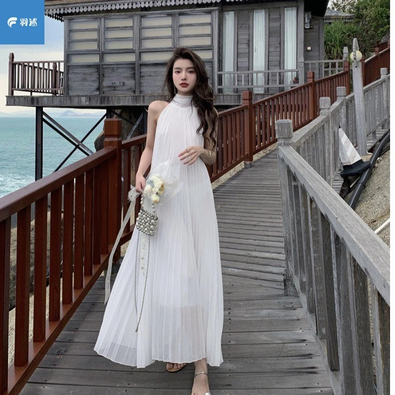 高级法式仙女度假百褶无袖大摆露肩连衣长裙大理洱海拍照裙子