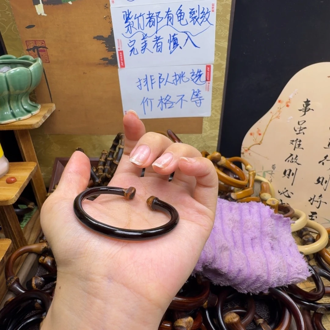 女***.木质非金属藤镯藤镯