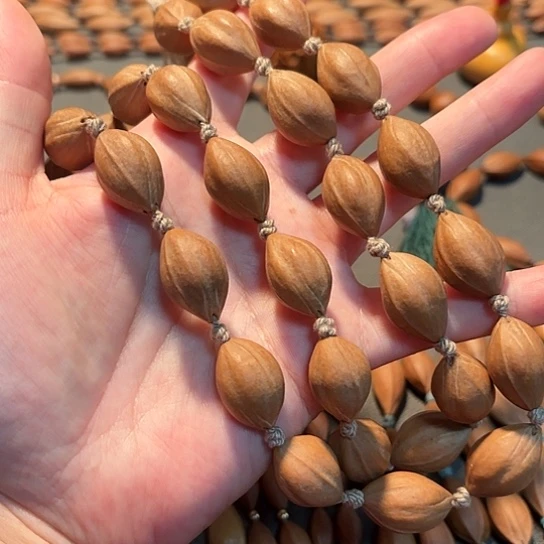 德***成15老油核脖挂款款