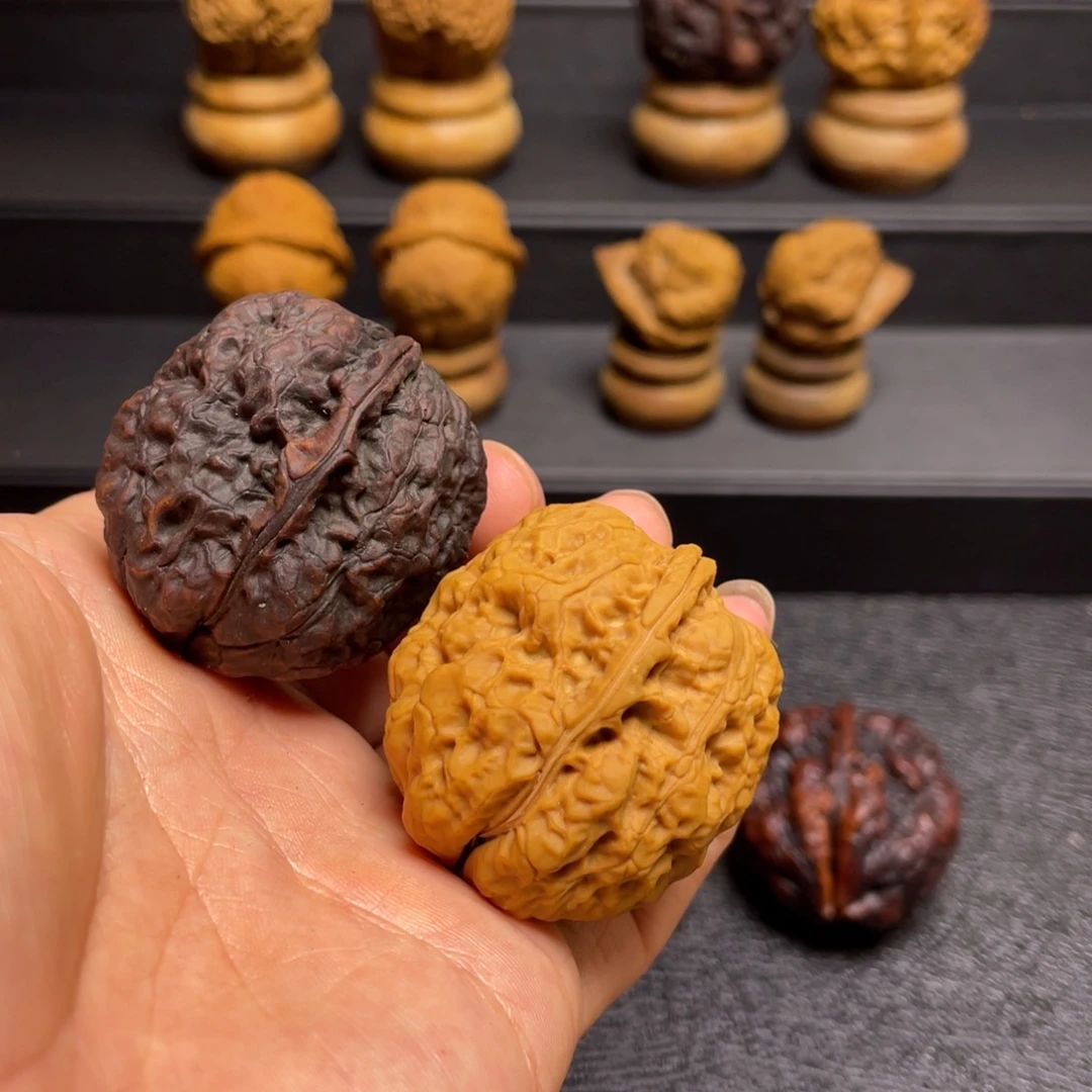 文玩核桃吊坠F九五