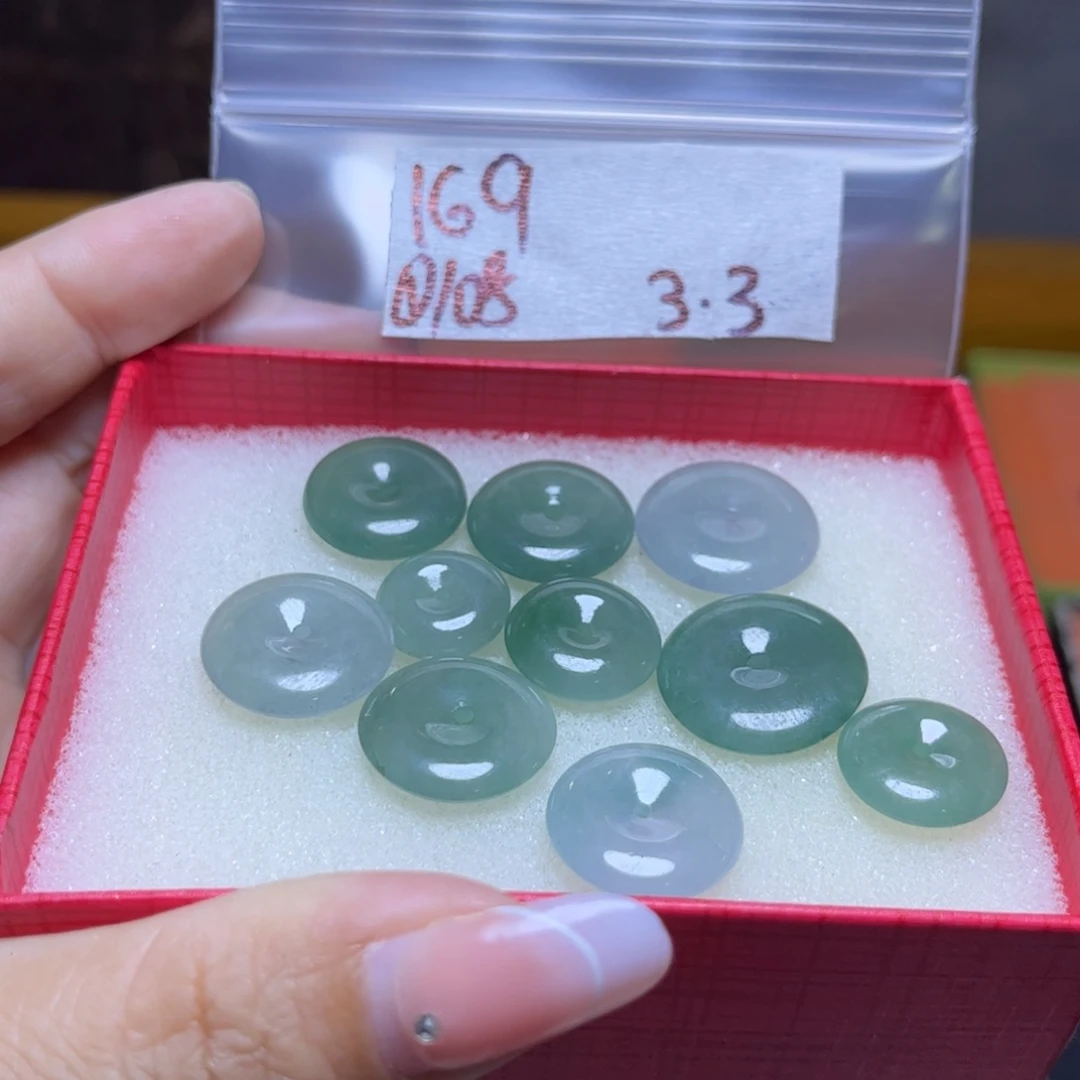 定制翡翠未镶嵌不