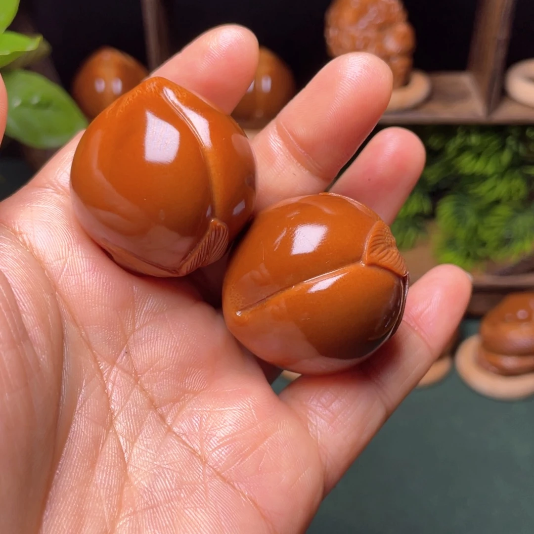 把件橄榄核寿桃33一对