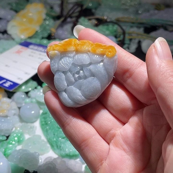 颈饰未镶嵌翡翠天