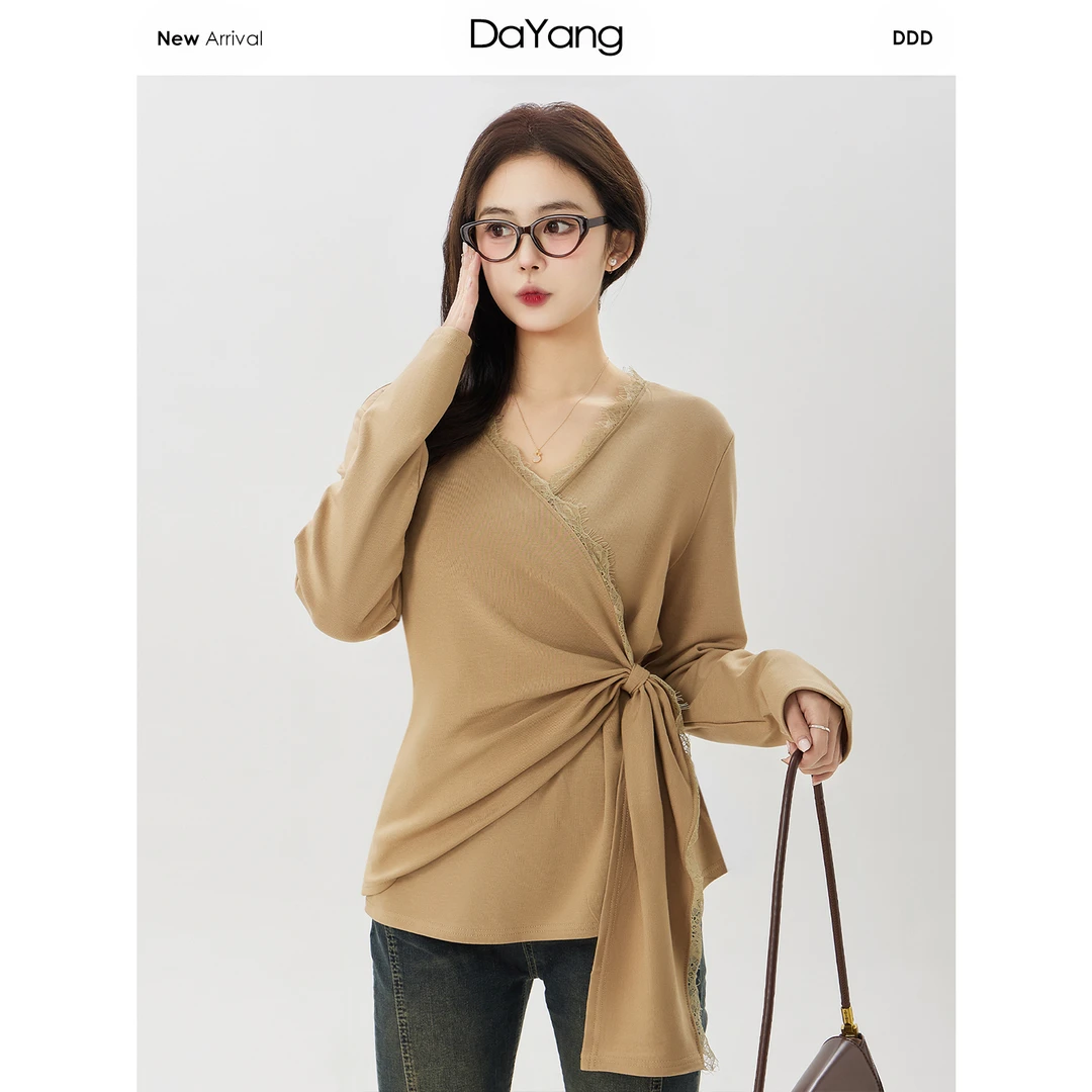 120斤的大杨 大码高级感蕾丝针织衫女秋冬小个子法式v领交叉上衣