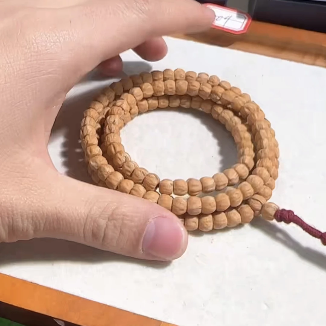 T009柏香百香籽108长串随机一条