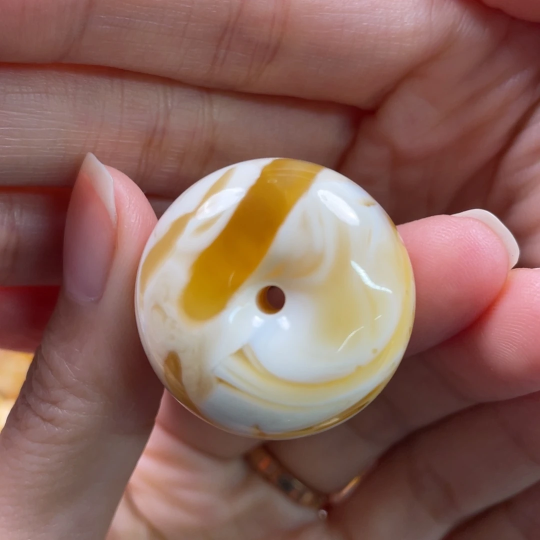 琥珀未镶嵌裸石琥珀蜜蜡