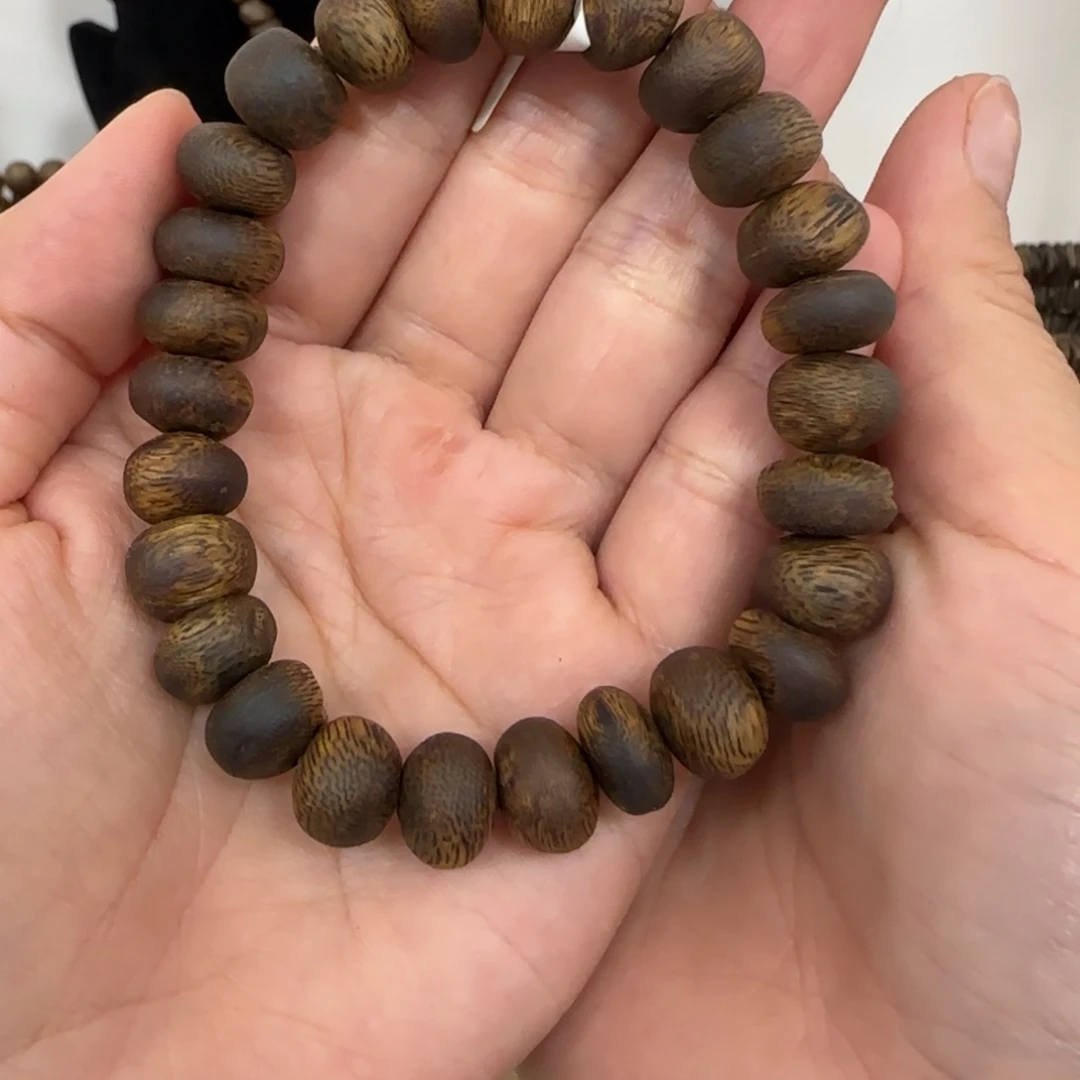 沉香木手串蓝宝石多样性发货一条卡1.0-12克