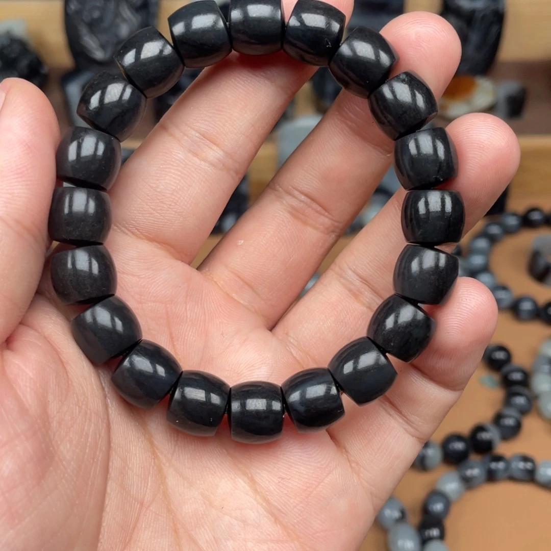 和田玉未镶嵌手串