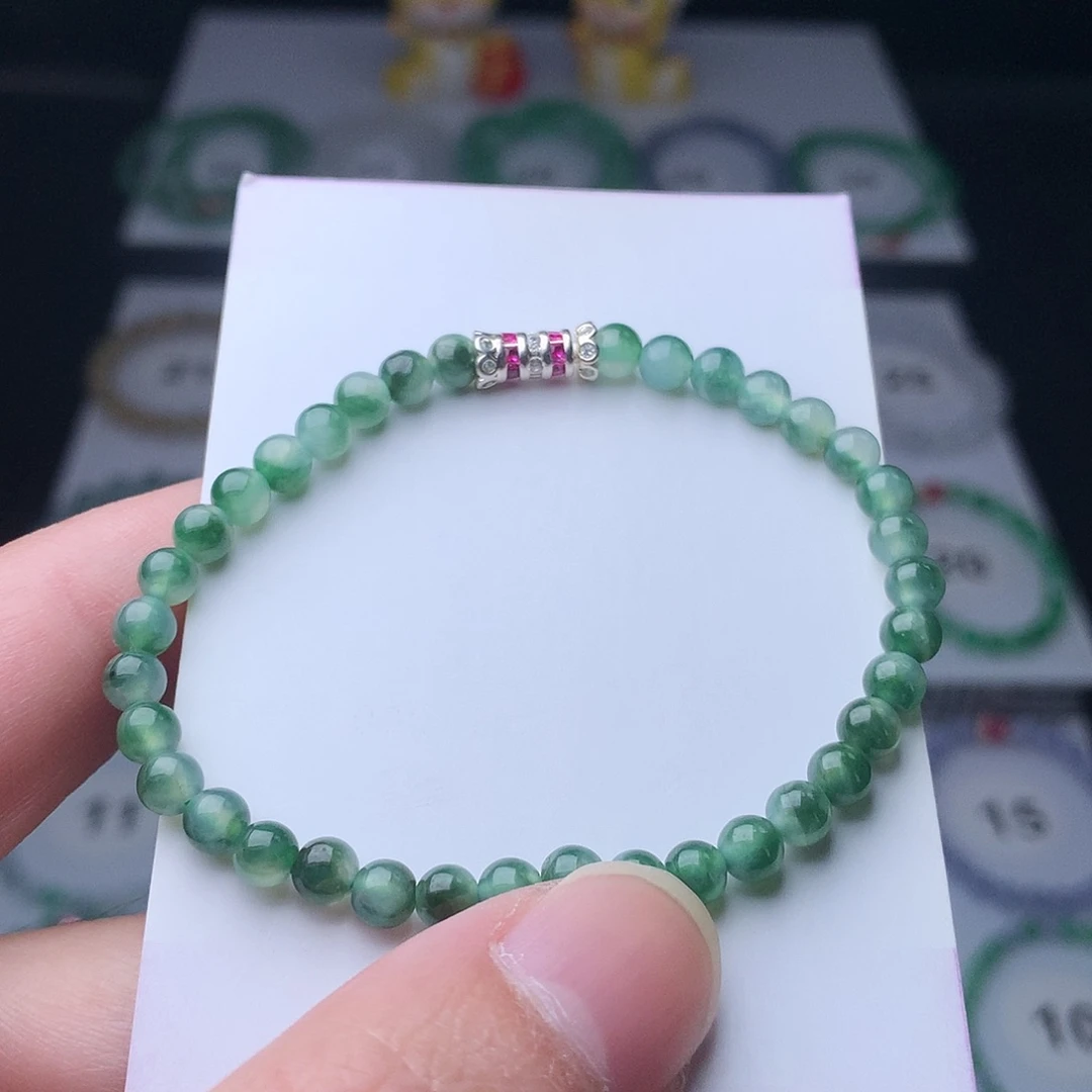 翡翠未镶嵌手链翡翠