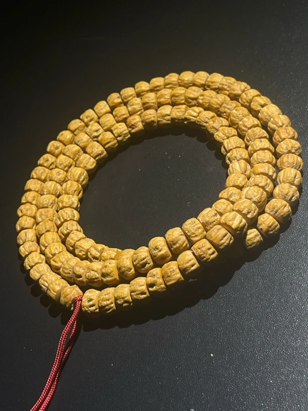 百香籽，精挑细选. 老树籽方块多棱