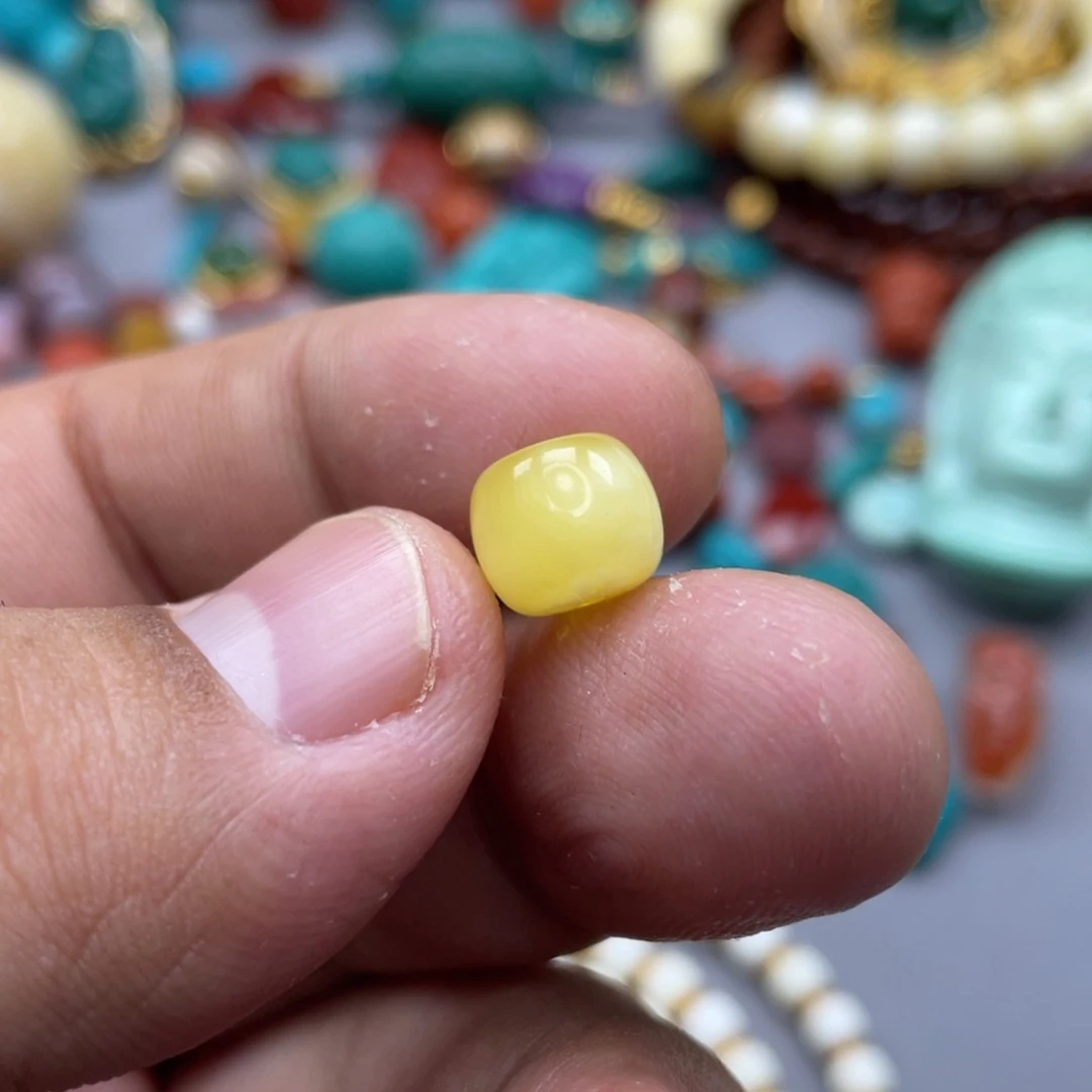 琥珀珠宝奇石未镶嵌9