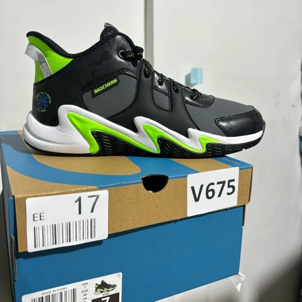 SKECHERS/斯凯奇V675 运动鞋 40码