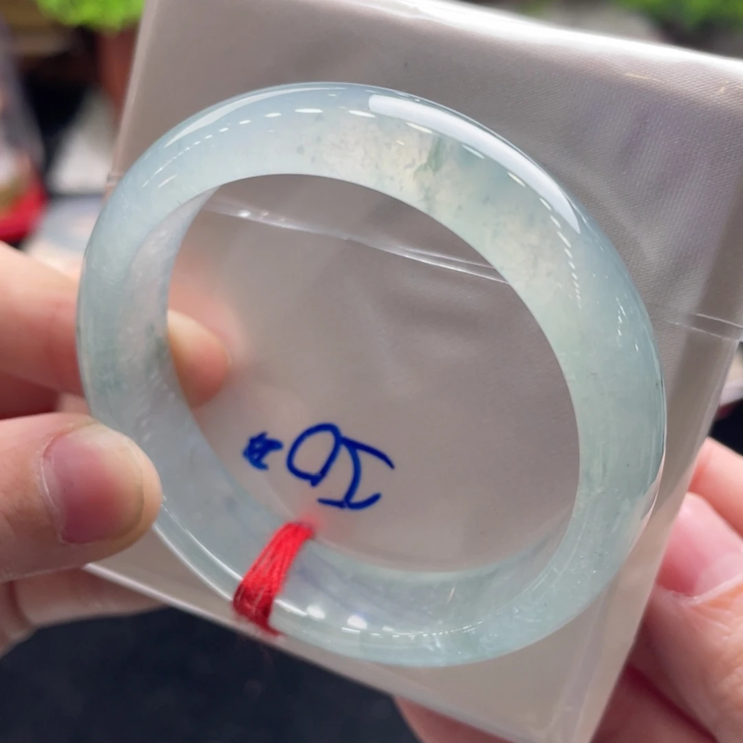 翡翠未镶嵌手镯18号