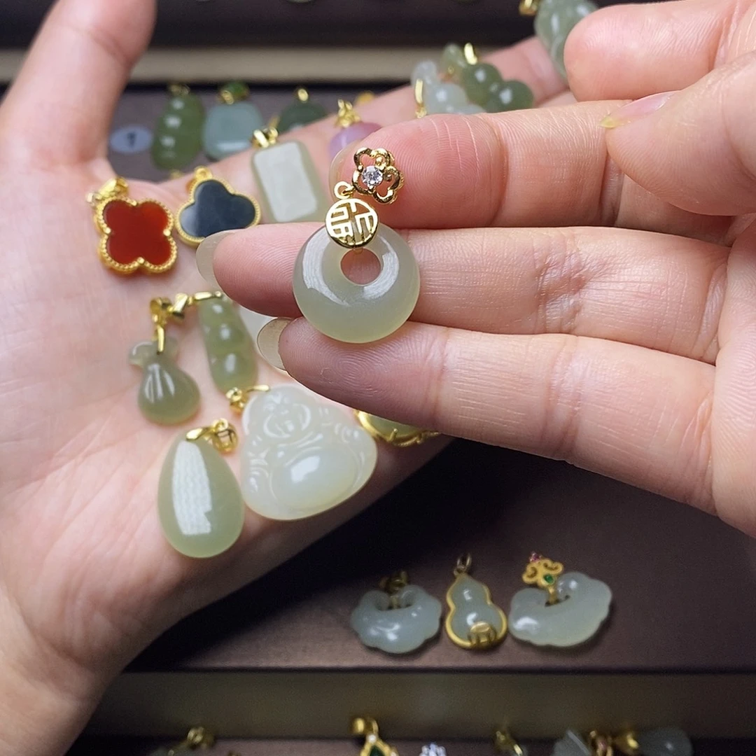 和田玉颈饰银S925镶嵌