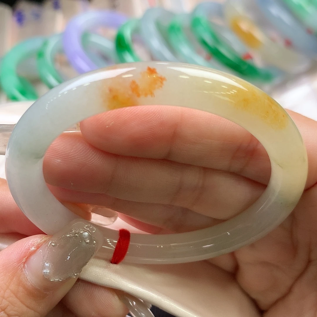 翡翠未镶嵌手镯51.5圆条