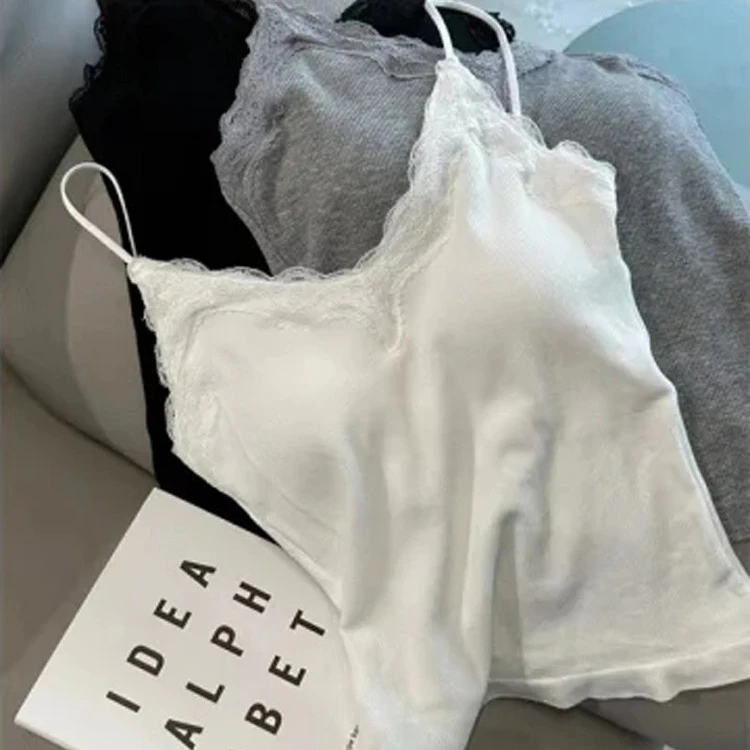 法式别致白色v领蕾丝边吊带背心女内搭小个子带胸垫修身短款无袖