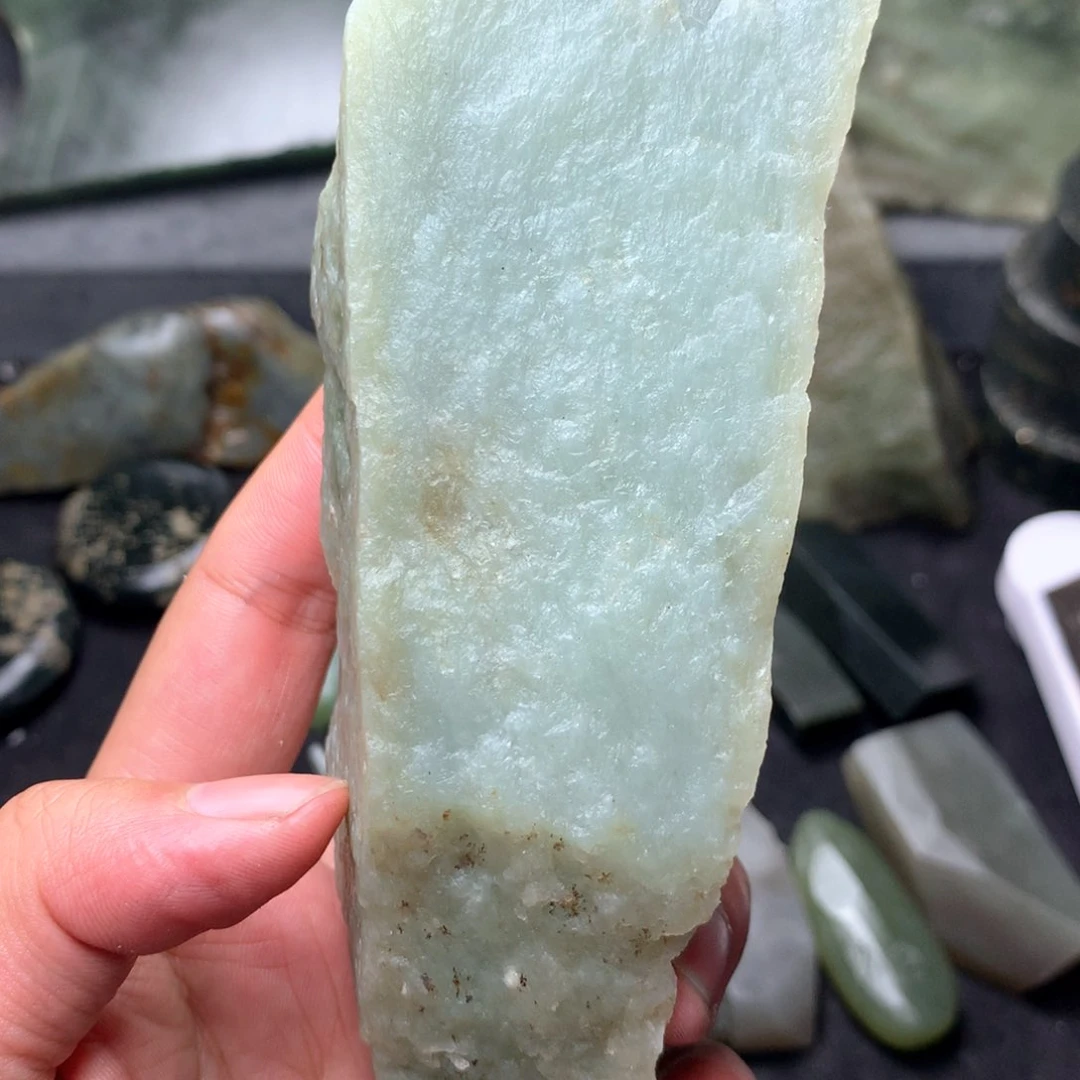 和田玉（糖玉）边角未镶嵌棒*哒