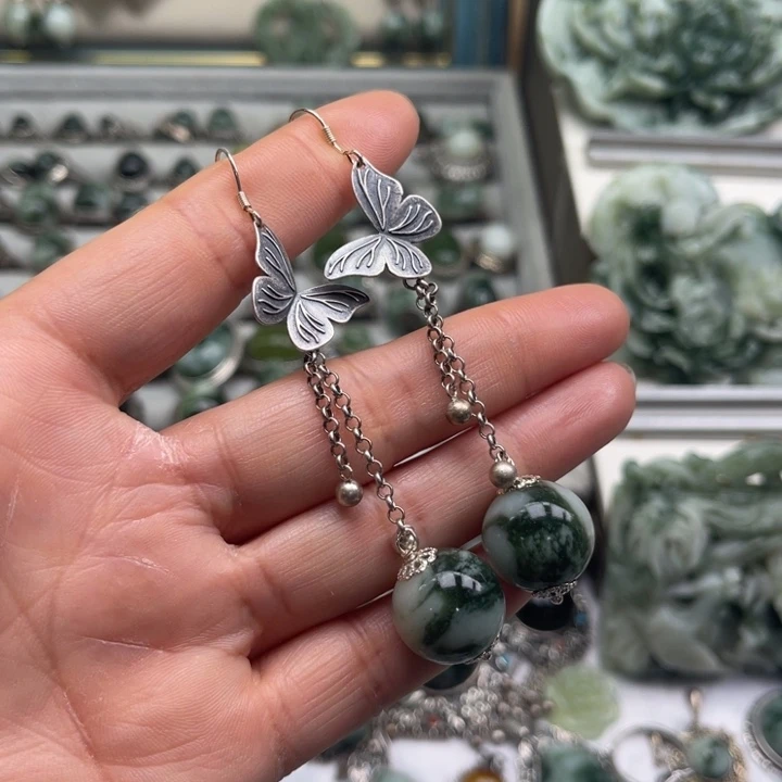 透闪石-蛇纹石玉耳环未镶嵌大*砖