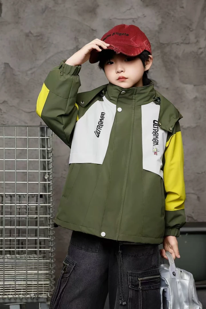 WT-24817儿童三合一防水加厚防风保暖户外连帽运动秋冬拼接冬季