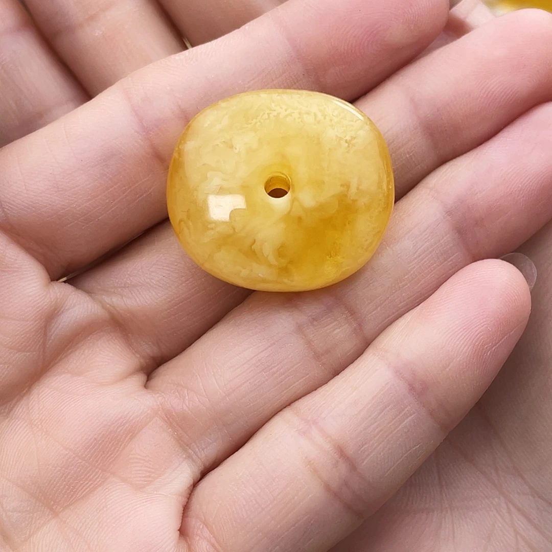 琥珀未镶嵌吊坠(不含链)