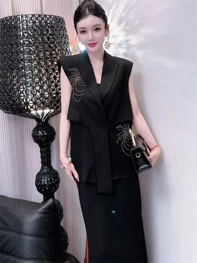2025夏新款轻奢风减龄炸街气质修身显瘦烫钻重工西服外套搭配裙子