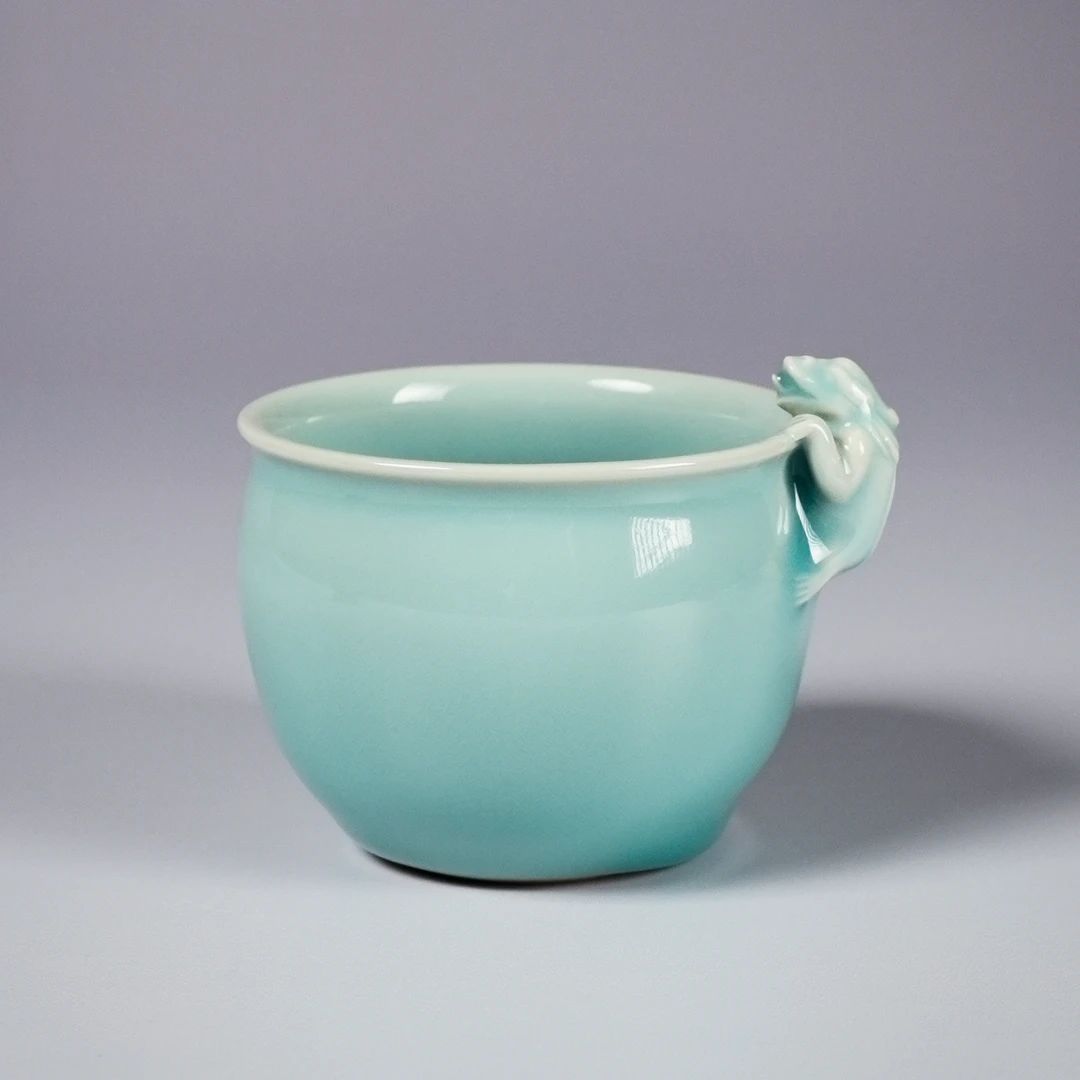 【老王的闲白专属】龙泉窑青瓷龚倩粉青釉手工高端螭龙品名杯陶瓷杯