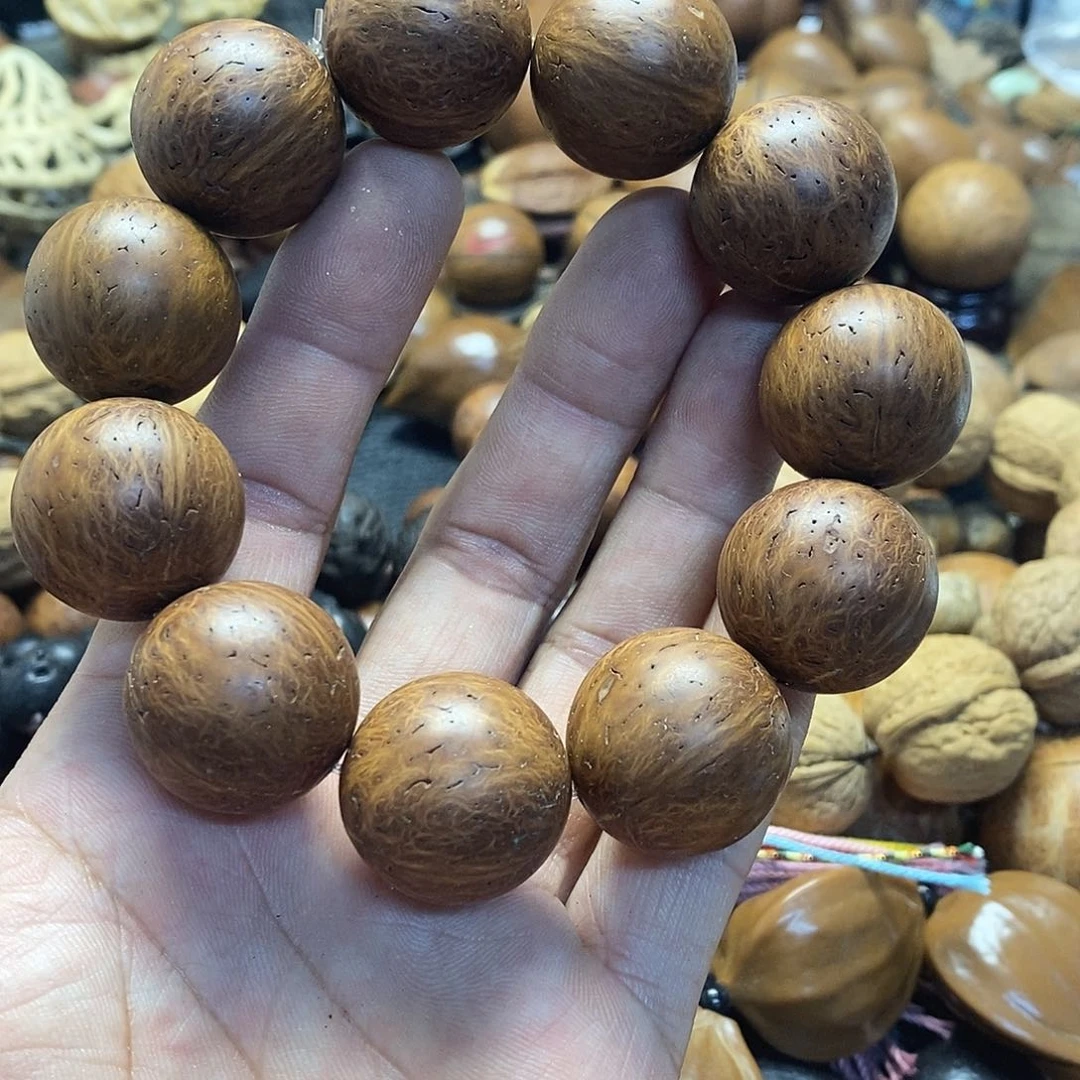 吊坠橄榄核光头强金刚手串