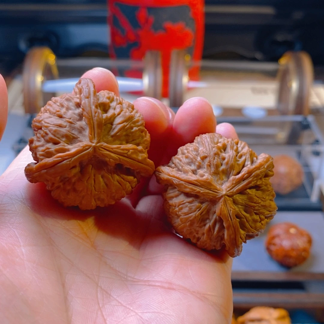 精品核桃把件41白奔