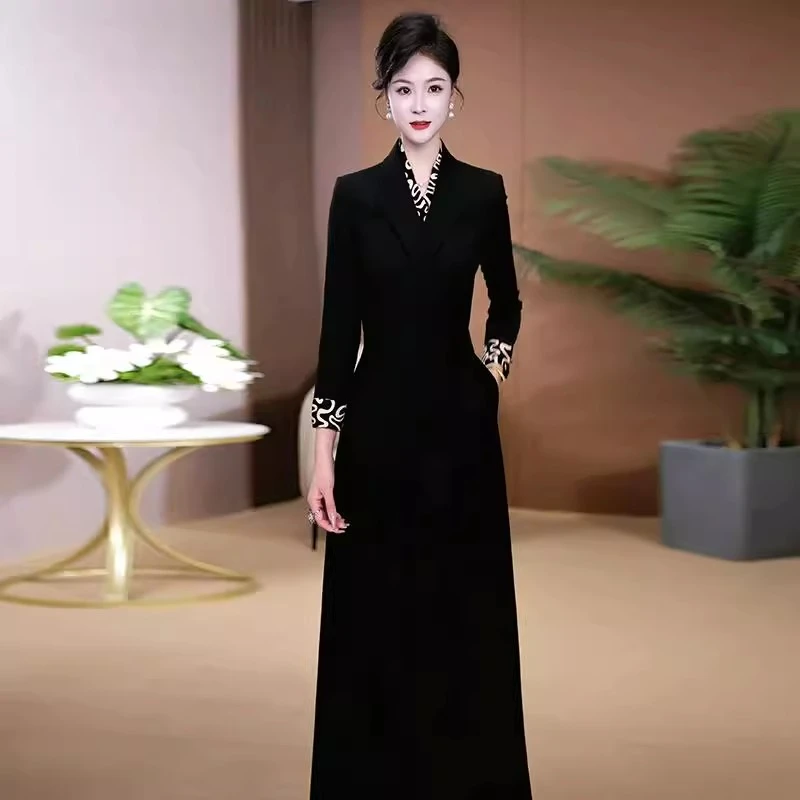 黑色裙子春秋季女2025新款长袖高档连衣裙阔太太洋气高贵中长裙