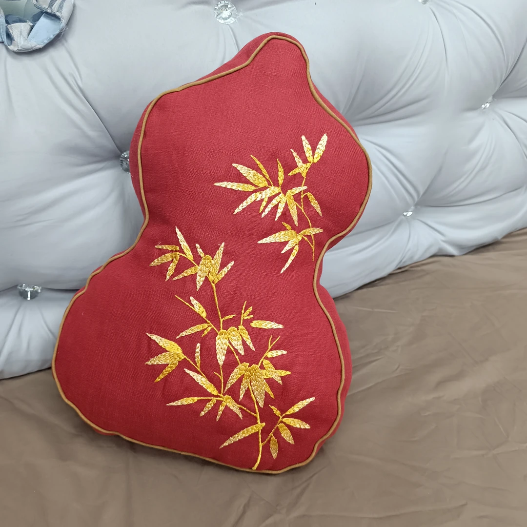 D011【100汉麻】葫芦刺绣抱枕35*50沙发靠枕四季通用